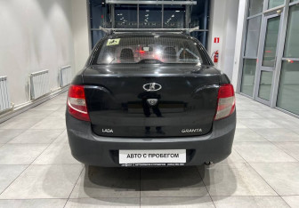 Подержанный автомобиль LADA (ВАЗ) Granta Sedan 2015 года (6 фото)