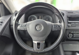 Подержанный автомобиль Volkswagen Tiguan 2013 года (14 фото)