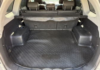 Подержанный автомобиль Chevrolet Captiva 2012 года (17 фото)