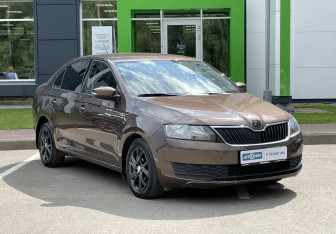 Подержанный автомобиль Skoda Rapid Liftback 2018 года (3 фото)