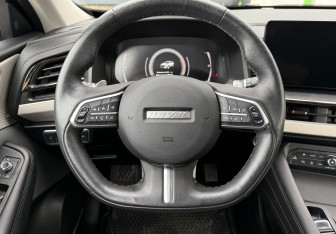 Подержанный автомобиль Haval F7 2022 года (13 фото)