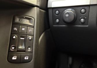 Подержанный автомобиль Opel Vectra Sedan 2008 года (14 фото)