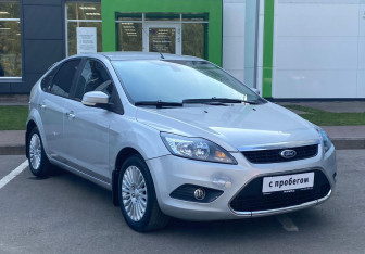 Подержанный автомобиль Ford Focus Hatchback 2010 года (3 фото)