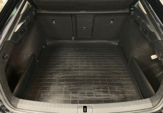 Подержанный автомобиль Skoda Octavia Liftback 2020 года (17 фото)