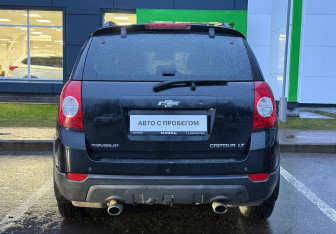 Подержанный автомобиль Chevrolet Captiva 2013 года (6 фото)
