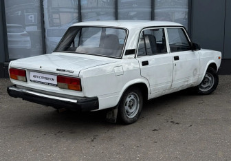 Подержанный автомобиль LADA (ВАЗ) 2107 2010 года (6 фото)
