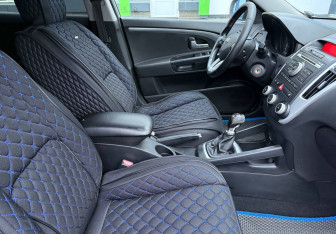 Подержанный автомобиль Kia Ceed Wagon 2010 года (9 фото)