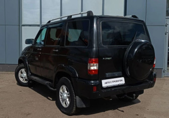 Подержанный автомобиль УАЗ Patriot 2014 года (8 фото)
