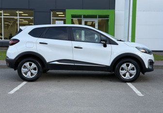 Подержанный автомобиль Renault Kaptur 2018 года (4 фото)