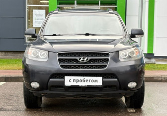 Подержанный автомобиль Hyundai Santa Fe 2009 года (2 фото)