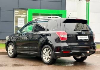 Подержанный автомобиль Subaru Forester Suv 2013 года (6 фото)