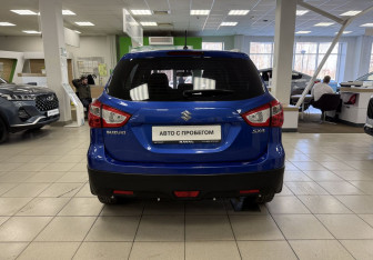 Подержанный автомобиль Suzuki SX4 Hatchback 2014 года (6 фото)