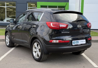 Подержанный автомобиль Kia Sportage 2013 года (7 фото)