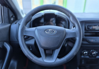 Подержанный автомобиль LADA (ВАЗ) XRAY 2019 года (12 фото)