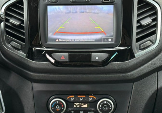 Подержанный автомобиль LADA (ВАЗ) XRAY 2018 года (15 фото)