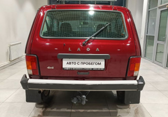 Подержанный автомобиль LADA (ВАЗ) 2121 (4x4) 2018 года (7 фото)