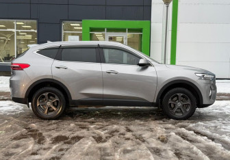 Подержанный автомобиль Haval F7 2021 года (4 фото)