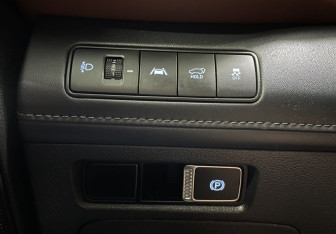 Подержанный автомобиль Hyundai Santa Fe 2021 года (16 фото)
