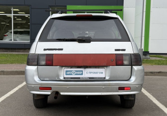 Подержанный автомобиль LADA (ВАЗ) 2111 2004 года (6 фото)