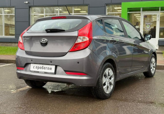 Подержанный автомобиль Hyundai Solaris Hatchback 2016 года (5 фото)