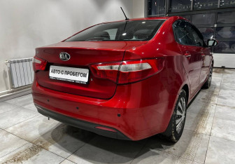 Подержанный автомобиль Kia Rio Sedan 2013 года (6 фото)