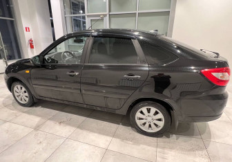 Подержанный автомобиль LADA (ВАЗ) Granta Liftback 2014 года (4 фото)