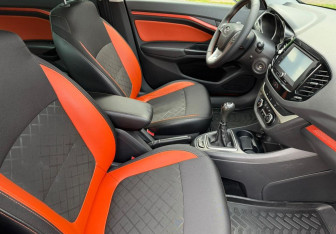 Подержанный автомобиль LADA (ВАЗ) Vesta Wagon 2018 года (9 фото)