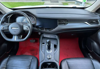 Подержанный автомобиль Haval F7x 2020 года (11 фото)