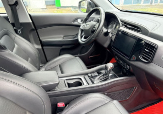 Подержанный автомобиль Chery Tiggo 4 2022 года (10 фото)