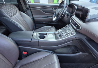 Подержанный автомобиль Hyundai Santa Fe 2020 года (9 фото)