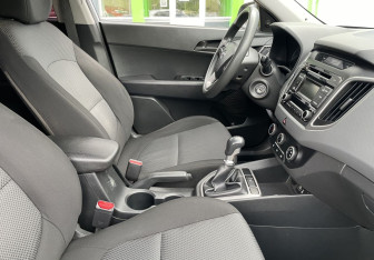 Подержанный автомобиль Hyundai Creta 2017 года (10 фото)