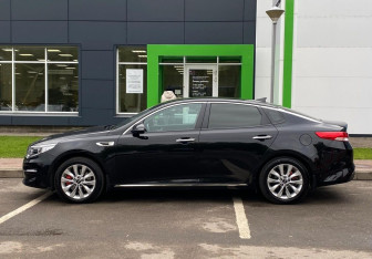 Подержанный автомобиль Kia Optima Sedan 2018 года (8 фото)
