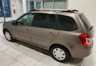 Подержанный автомобиль LADA (ВАЗ) Granta Wagon 2019 года (5 фото)