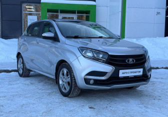Подержанный автомобиль LADA (ВАЗ) XRAY 2017 года (3 фото)
