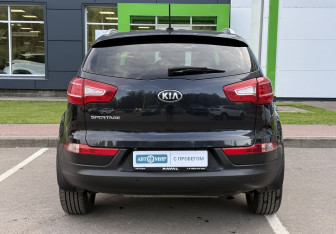 Подержанный автомобиль Kia Sportage 2013 года (6 фото)