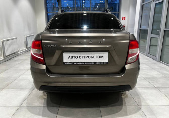 Подержанный автомобиль LADA (ВАЗ) Granta Liftback 2021 года (8 фото)