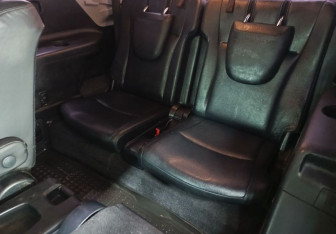 Подержанный автомобиль Toyota Highlander 2011 года (18 фото)