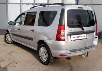 Подержанный автомобиль LADA (ВАЗ) Largus Wagon 2019 года (8 фото)