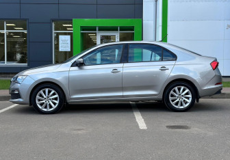 Подержанный автомобиль Skoda Rapid Liftback 2020 года (8 фото)
