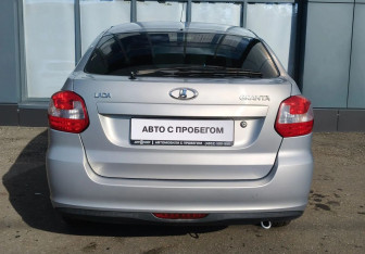 Подержанный автомобиль LADA (ВАЗ) Granta Liftback 2018 года (7 фото)