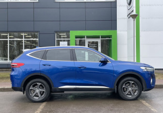 Подержанный автомобиль Haval F7 2021 года (3 фото)