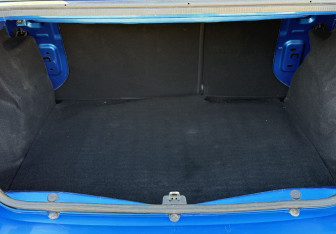 Подержанный автомобиль Renault Logan Sedan 2018 года (14 фото)