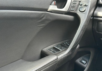 Подержанный автомобиль Honda Accord Sedan 2012 года (15 фото)