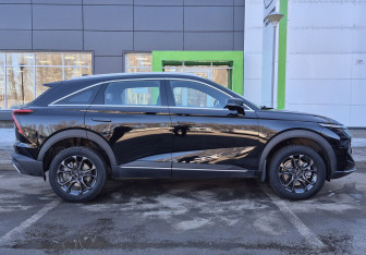 Подержанный автомобиль Haval F7 2025 года (4 фото)