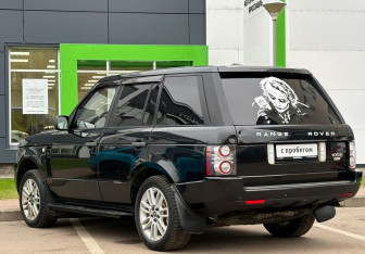 Подержанный автомобиль Land Rover Range Rover 2010 года (7 фото)