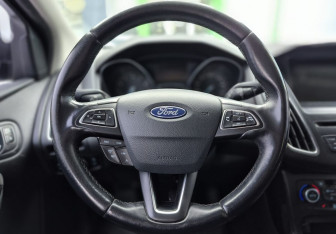 Подержанный автомобиль Ford Focus Wagon 2018 года (13 фото)