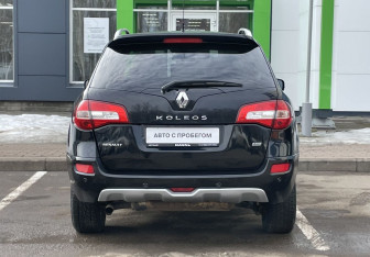 Подержанный автомобиль Renault Koleos 2012 года (6 фото)