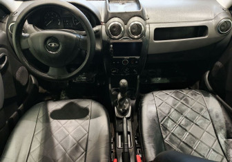 Подержанный автомобиль LADA (ВАЗ) Largus Wagon 2017 года (11 фото)