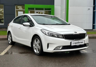 Подержанный автомобиль Kia Cerato Sedan 2019 года (3 фото)