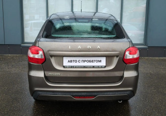 Подержанный автомобиль LADA (ВАЗ) Granta Liftback 2019 года (7 фото)